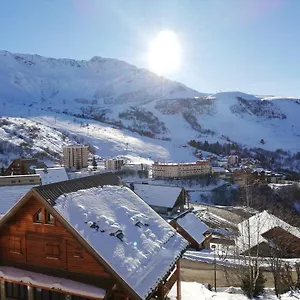  Appartement 2 Pieces Sur Les Hauteurs De